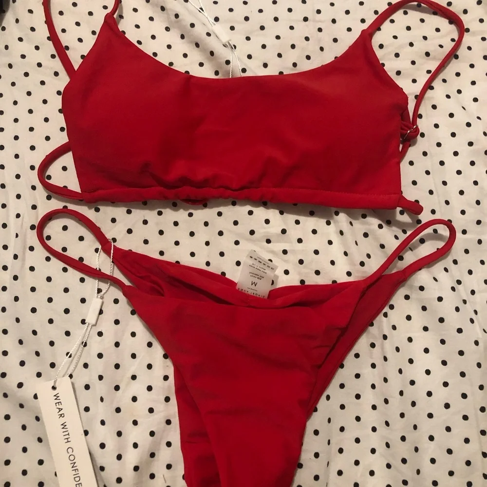 Red Bikini Set - Picture 5 of 5
